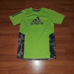 Adidas t-shirt